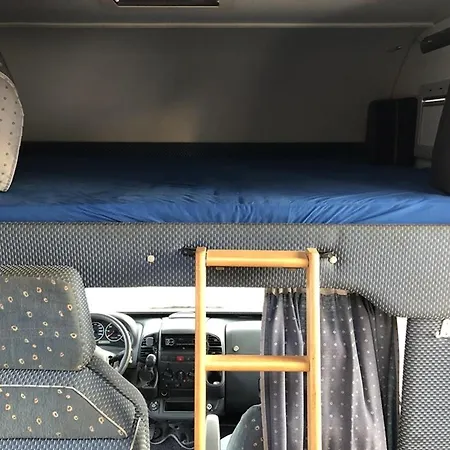Meeting-wohnmobil مكان تخييم *